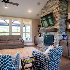 Endure Double Hung Windows - Great Room